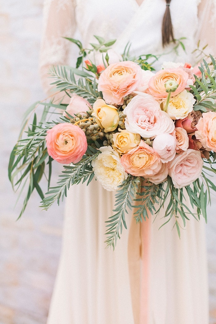 Dip Dye Wedding Ideas in Ombré Peach and Coral - Hey Wedding Lady