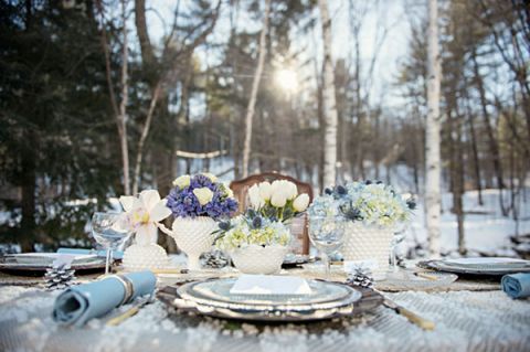 Blue and White Winter Tablescape |Carla Ten Eyck Photography | Winter Chic - Cozy White and Blue Snowy Forest Wedding