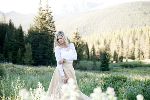 Wild Colorado Mountaintop Wedding Shoot