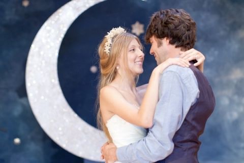 Crescent Moon Backdrop | Kelly Kolar Photography