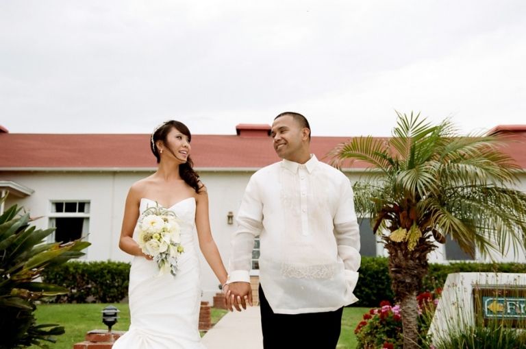 Beautiful San Pedro, CA Wedding in Blush and Ivory | Tikko Weddings |See More: https://heyweddinglady.com/classic-and-glamorous-blush-and-gold-socal-wedding-from-tikko-weddings/