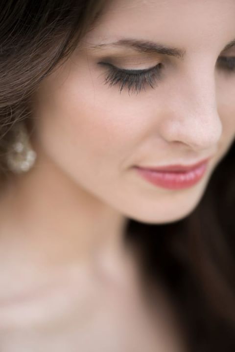 A Naturally Gorgeous Bridal Look for a Sweet Summer Wedding | Craig Hodge Photography | See More! https://heyweddinglady.com/elegant-simplicity-in-royal-purple-from-craig-hodge-photography/