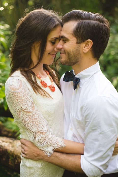 A Boho Chic Coral and Lace Engagement Outfit | Creatrix Photoraphy | See More! https://heyweddinglady.com/bridal-styling-secrets-from-my-favorite-fashion-blogs/