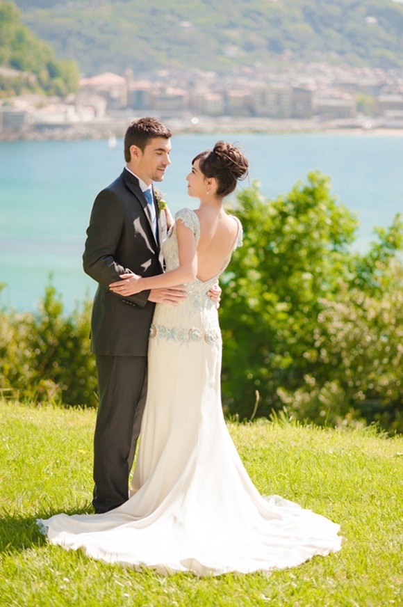 Classic Basque Wedding Inspiration in San Sebastian - Hey Wedding Lady