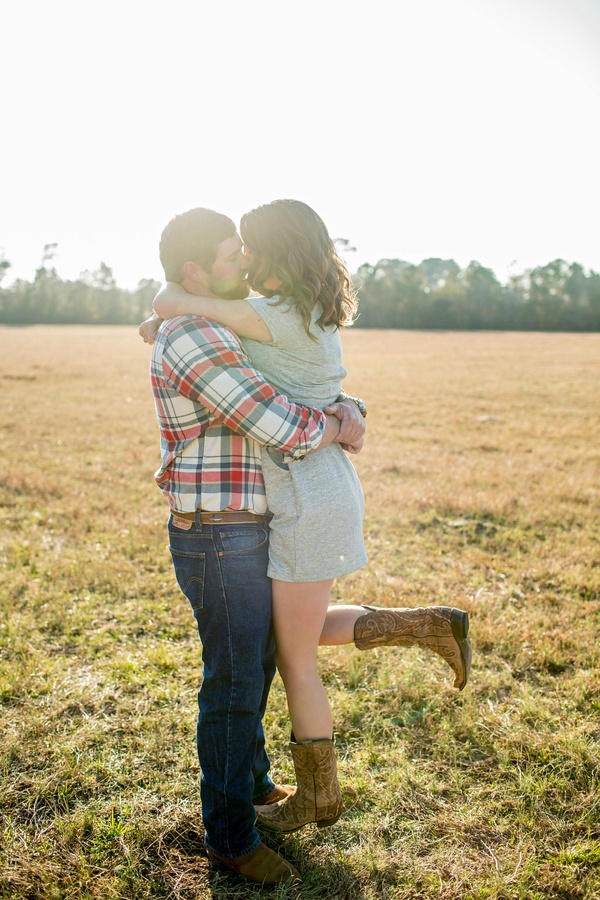 Rustic Americana Engagement for the Fourth of July - Hey Wedding Lady