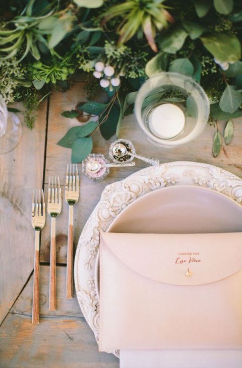 Romantic Natural Place Setting | Paige Jones Photography | See More! https://heyweddinglady.com/farm-table-luxe-organic-wedding-inspiration/