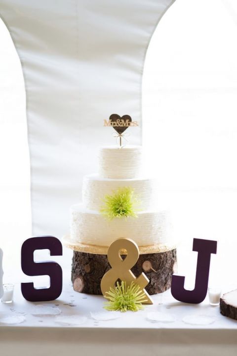 White Wedding Cake with DIY Initials | Kirsten Smith Photography | English Inspired Country Club Wedding in Purple and White