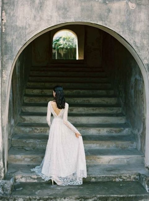 Raw Stone and an Elegant Lace Wedding Dress | Is-Amare Wedding Photography | Raw and Refined Elegant Winter Wedding in Slate and Stone