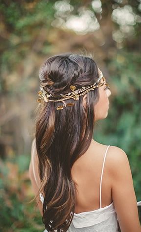 Bridal Hairstyle with Gold Accessories | Tyler Rye Photography | Light and Shadow - Still Life Inspired Fine Art Wedding Styling in Moody Winter Shades