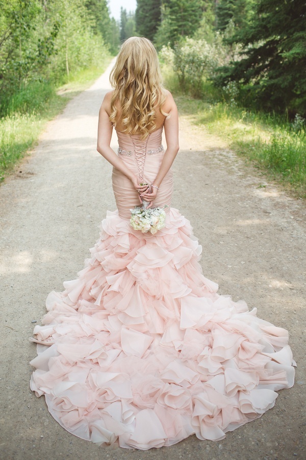 Glamorous Mountain Wedding with a Blush Wedding Dress | Hey Wedding Lady