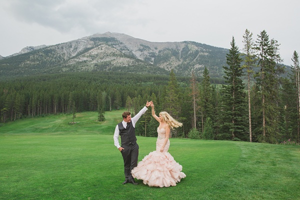 mountain wedding attire for guests