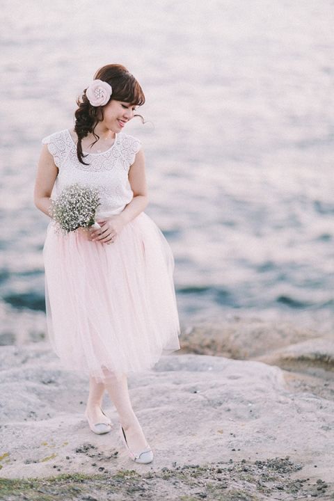 A Tulle Skirt and Lace Top for a Sweet Engagement Look | Jenny Sun Photography | A Romantic Seaside Engagement by Candlelight