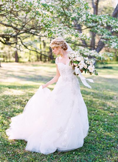 Graceful Southern Spring Wedding In The Country - Hey Wedding Lady