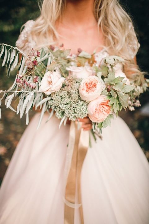 ROSE BOLD & BLUSH BRIDAL BOUQUETS