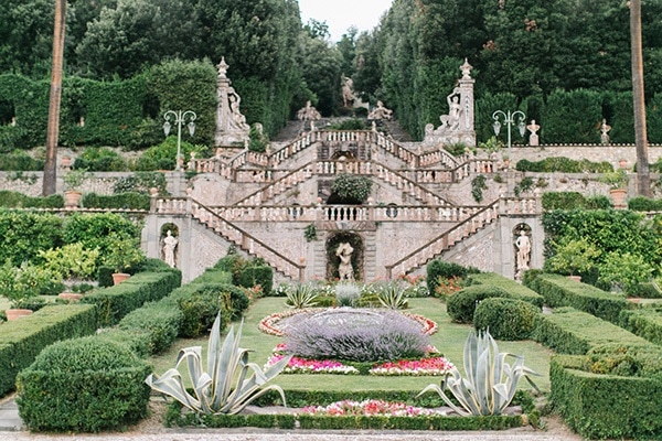 Gracious Villa Wedding in the Heart of Tuscany - Hey Wedding Lady