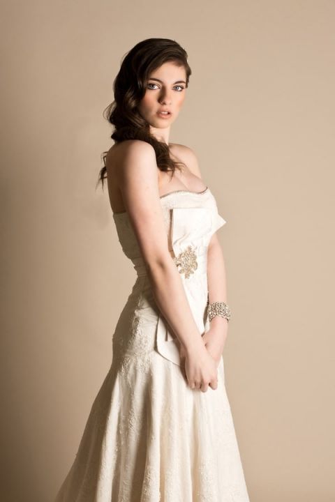 Classic Trumpet Wedding Dress | Elizabeth Nord Photography