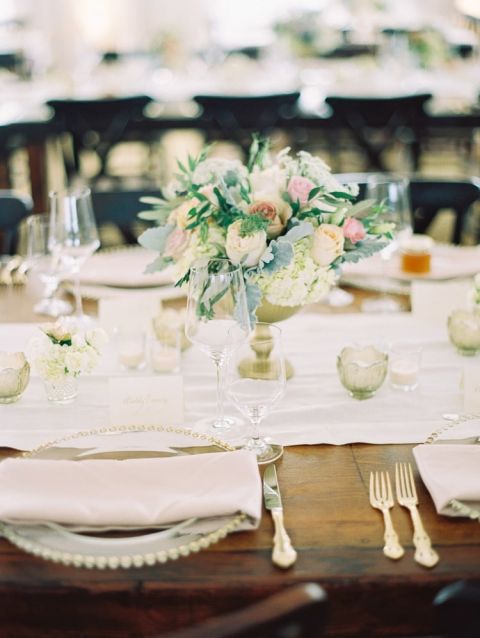 Effortlessly Chic Sparkling Neutral Wedding - Hey Wedding Lady