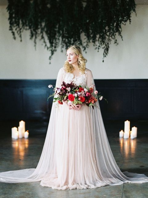 A Vintage Romance Wedding in Candlelight and Silk - Hey Wedding Lady