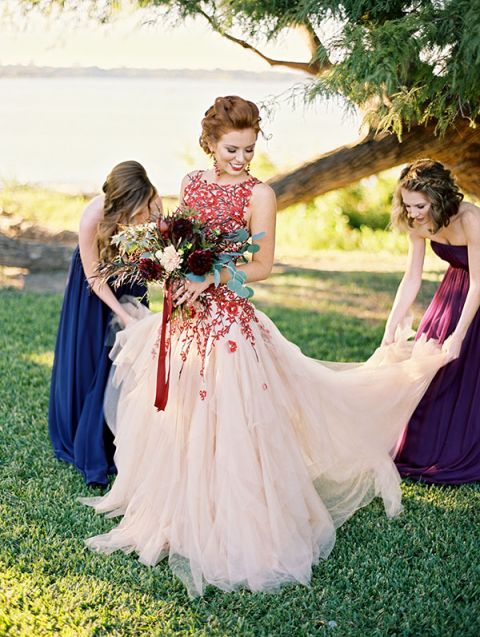 Bold Colors and a Floral Wedding Dress for Fall!