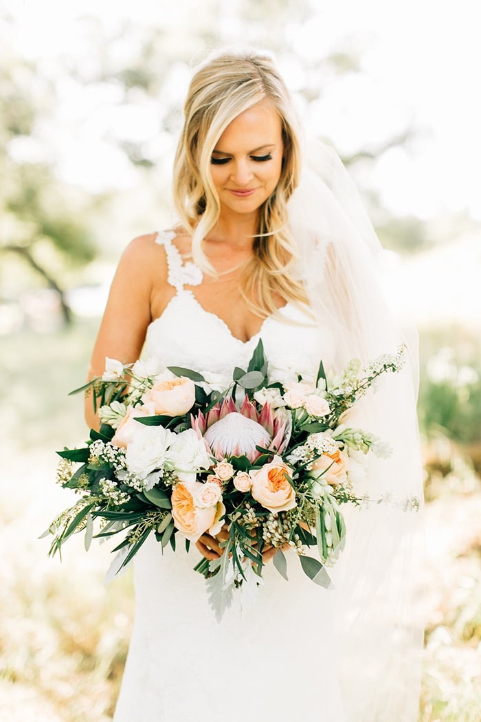 Fresh and Fun San Diego Wedding in Peach and Green - Hey Wedding Lady