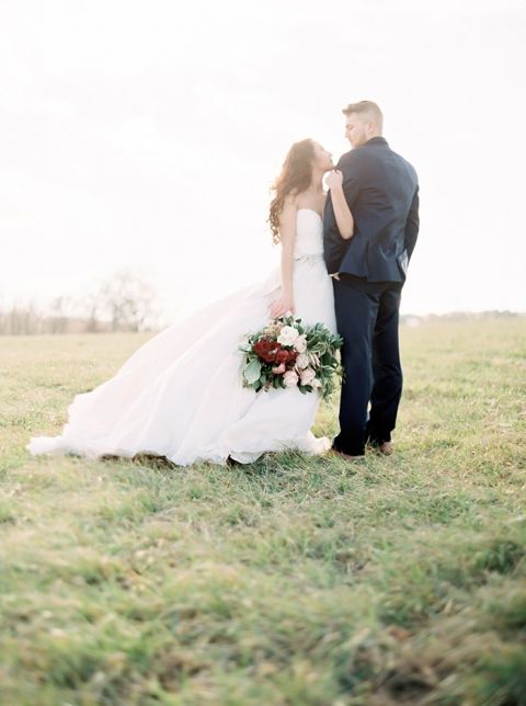 A Vintage Romance Wedding Shoot in Valentine Blush and Red