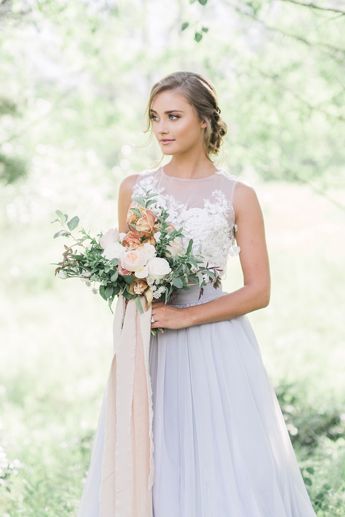 Summer Peach and Sky Blue Mountain Wedding - Hey Wedding Lady