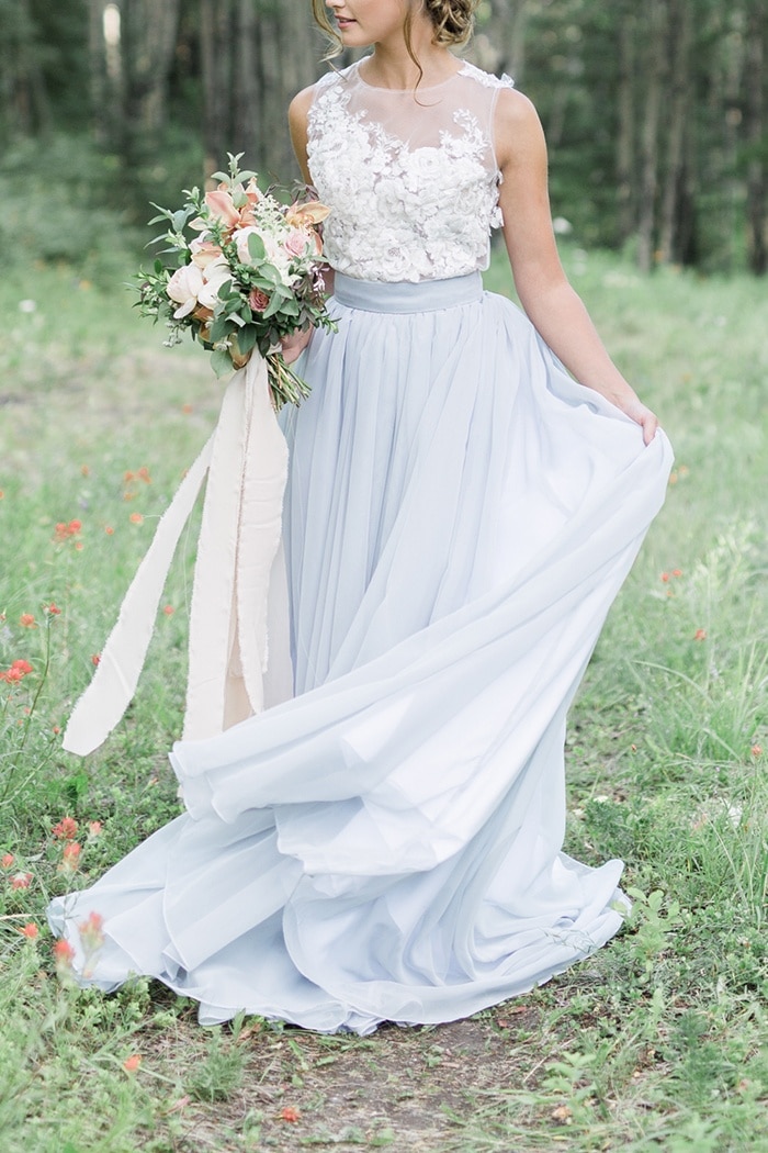 Summer Peach and Sky Blue Mountain Wedding - Hey Wedding Lady