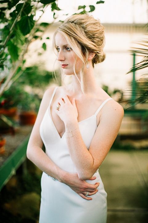 Stylish Greenhouse Wedding Photos 