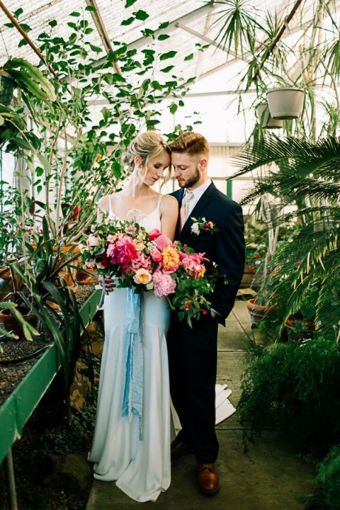Colorful Summer Greenhouse Wedding Photos