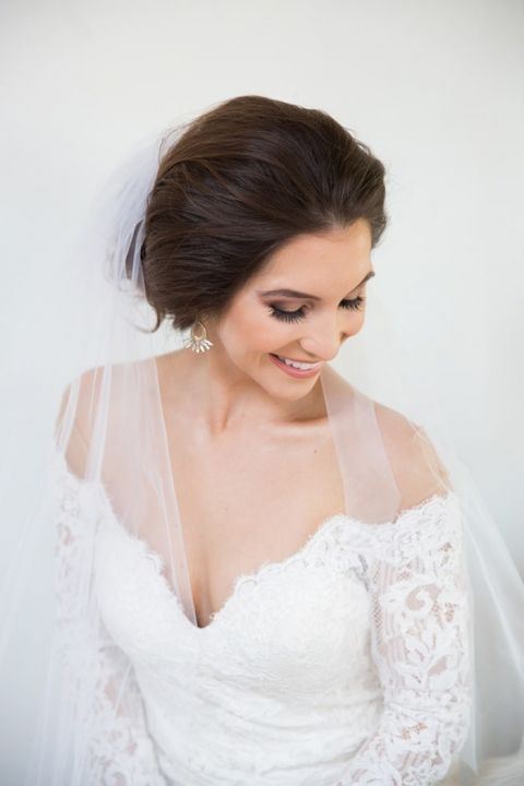 Elegant and Dramatic Smokey Bridal Makeup