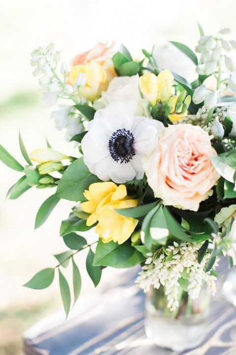 Sunshine and Wildflowers for a Rustic Wedding Day - Hey Wedding Lady