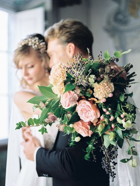 Romantic Fine Art Destination Wedding Photos in Italy