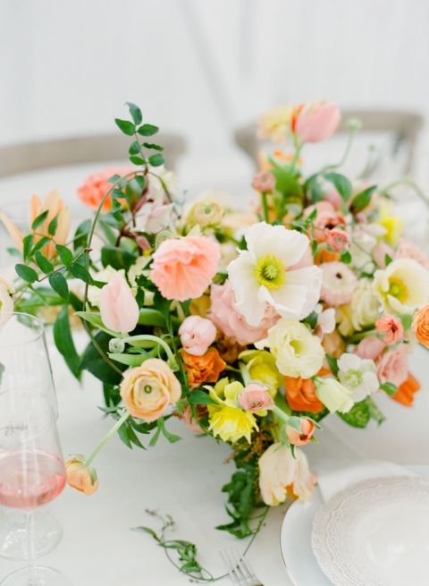 Modern Southern Style with Citrus and Poppy - Hey Wedding Lady
