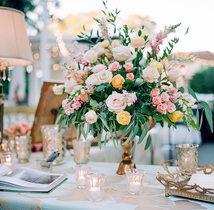 Paper Flowers Made this NOLA Wedding a Dream - Hey Wedding Lady