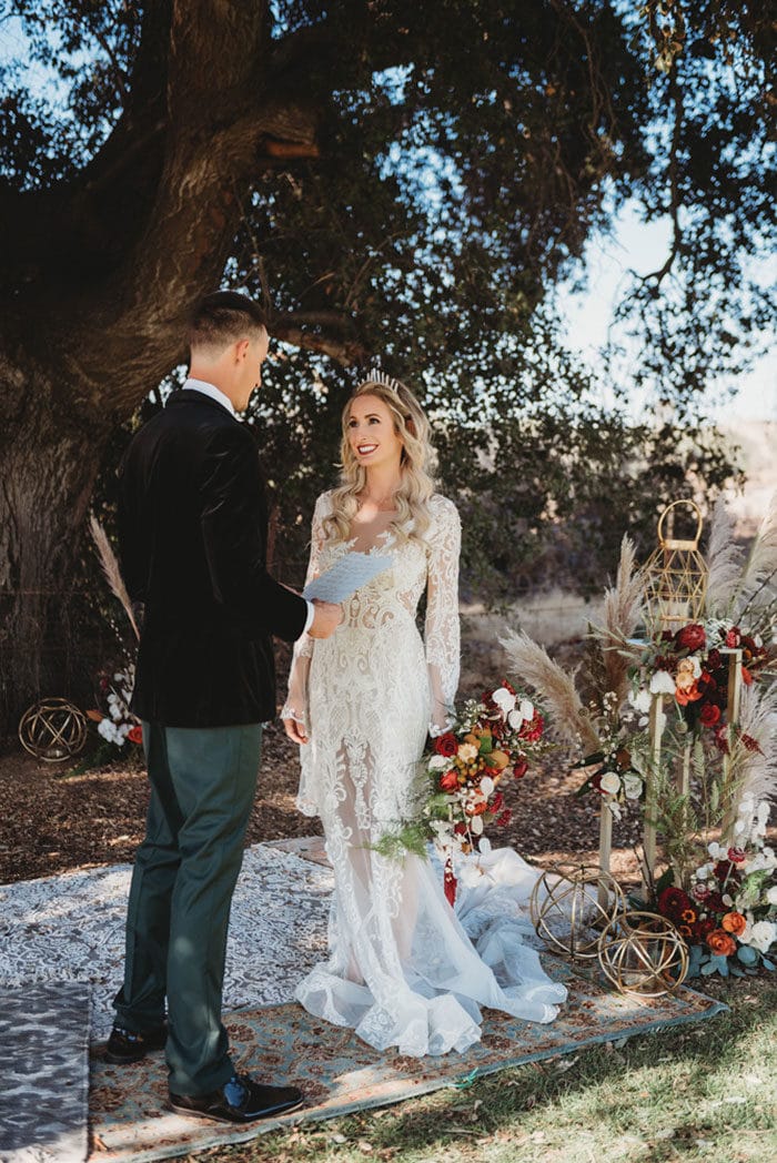 Boho Style for a Rustic Winter Wedding - Hey Wedding Lady