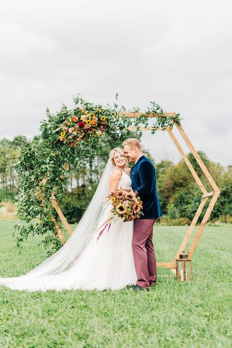 Rustic Bohemian Honey Farm Wedding | Hey Wedding Lady