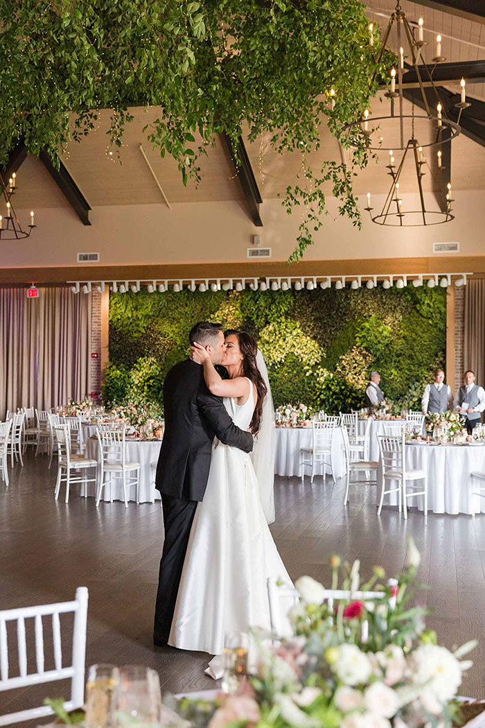 Bespoke Wedding Day filled with Wildflowers - Hey Wedding Lady