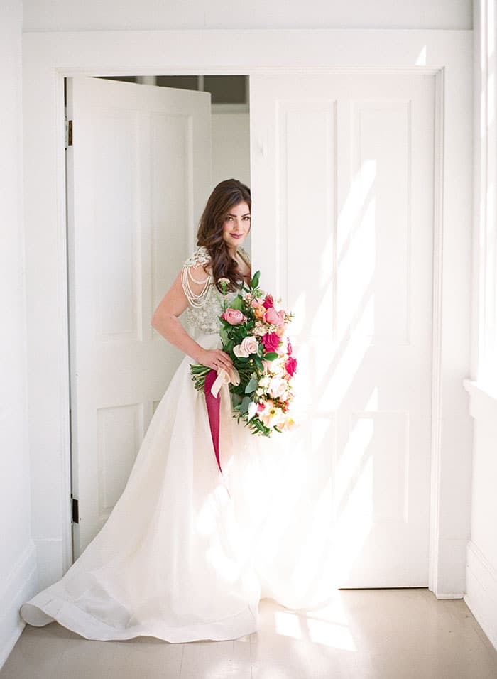 Colorful Chic Wedding with New Orleans Charm - Hey Wedding Lady