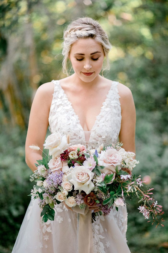 Dreamy Southern Bridal Session Under Magnolia Trees - Hey Wedding Lady