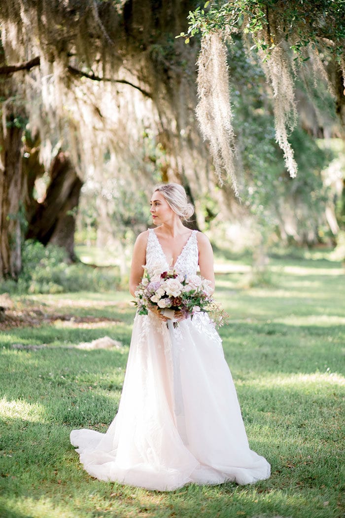 Dreamy Southern Bridal Session Under Magnolia Trees - Hey Wedding Lady