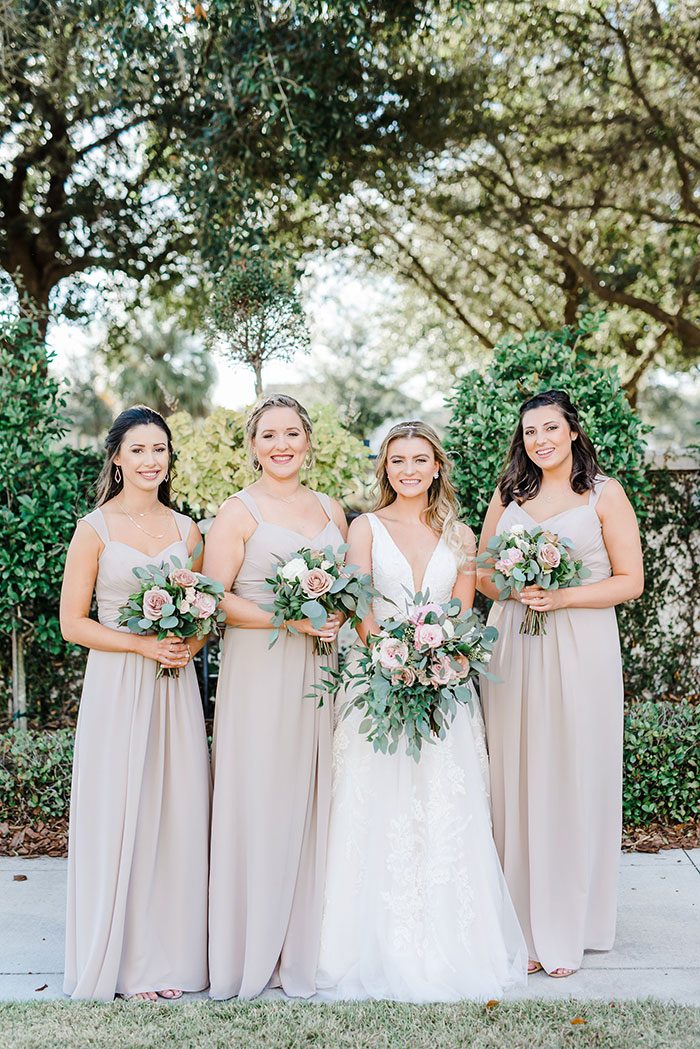 Geometric Details Give this Garden Wedding Modern Vibes - Hey Wedding Lady