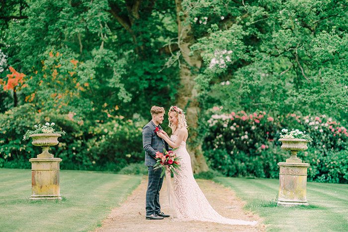 Countryside Fall Wedding with Bohemian Glam Style - Hey Wedding Lady