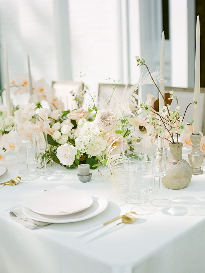Vintage Southern Style Meets Modern Neutral Flowers - Hey Wedding Lady