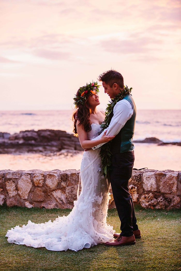 Colorful Wedding in Paradise Celebrating Hawaiian Culture | Hey Wedding ...