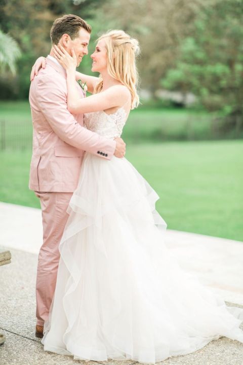 Airy Living Coral Wedding with a Cloud of Flowers Hey Wedding Lady