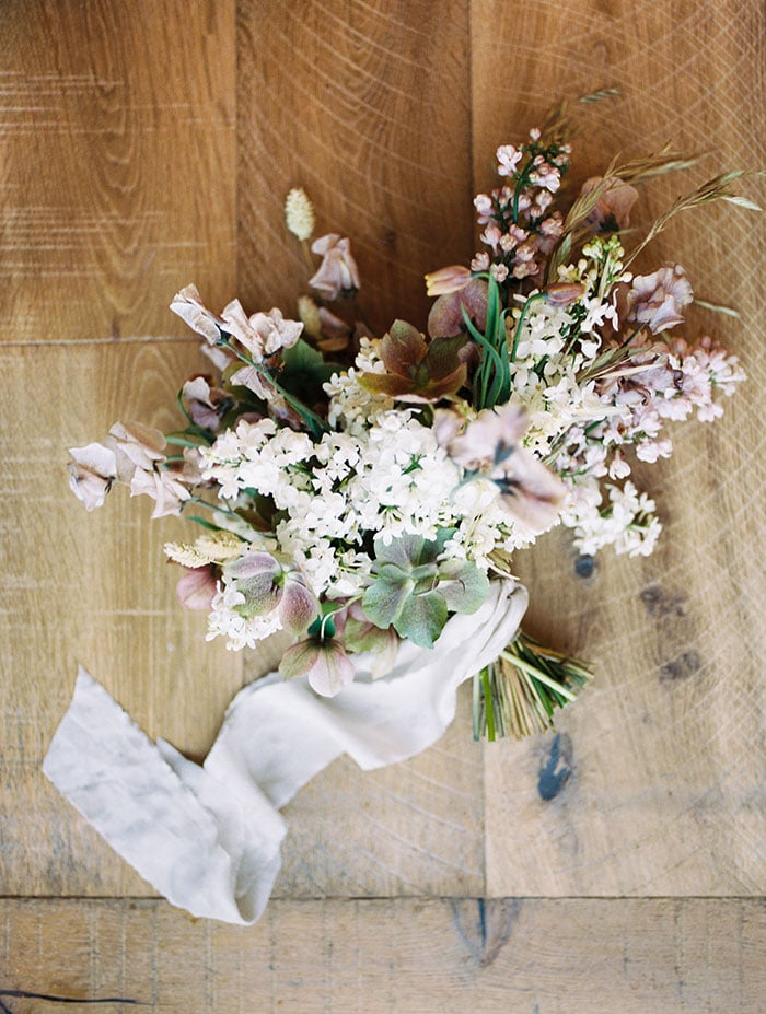 Luxe Green and Gold Farmhouse Styling with Fresh Notes of Spring - Hey ...