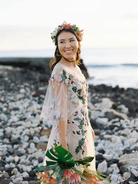 Relaxed Island Style Meets Colorful Floral Couture Hey Wedding Lady