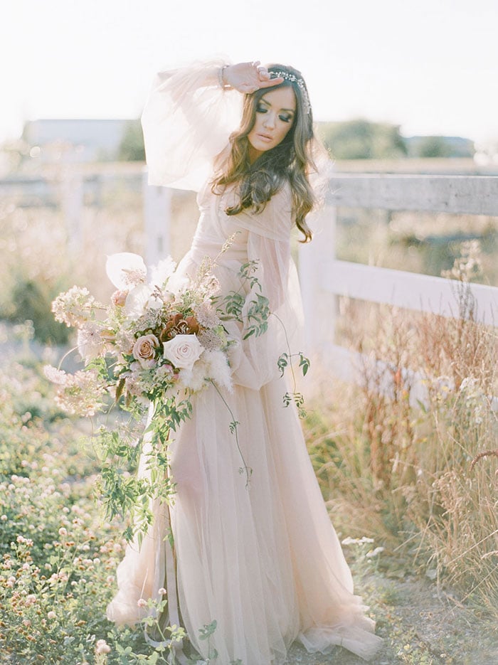 Enchanting Film Bridal Portraits with a Pampas Grass Arch - Hey Wedding ...