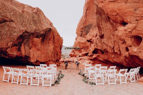 Intimate Valley of Fire Wedding Ceremony