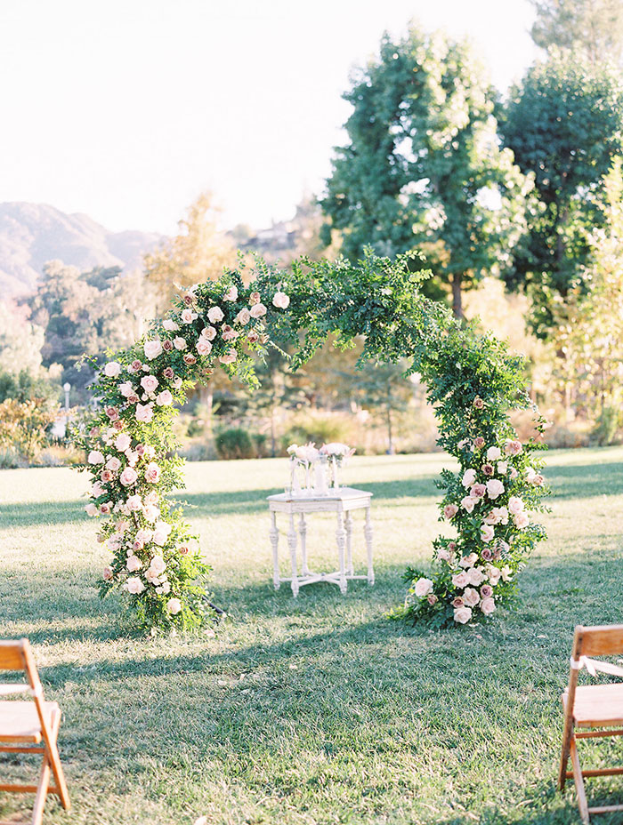 Romantic Fall Pastels at Malibou Lake Lodge | Hey Wedding Lady